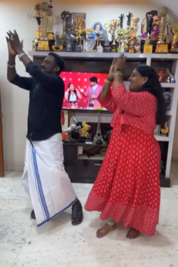 Actor Aryas response to the video of Robo Shankar dancing with his wife