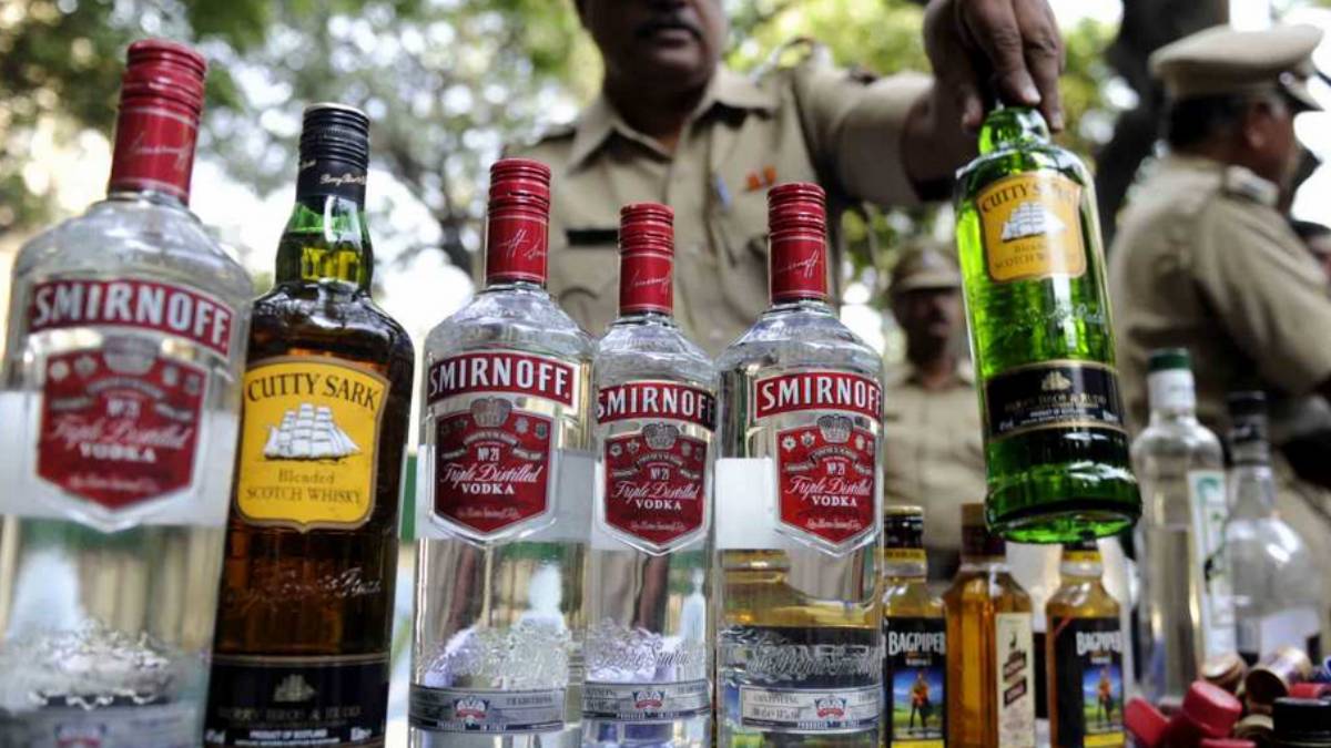 Many times more corruption than Delhis liquor policy, Dont leave it without action: Edappadi palanisamy Many times more corruption than Delhis liquor policy, Dont leave it without action: Edappadi palanisamy