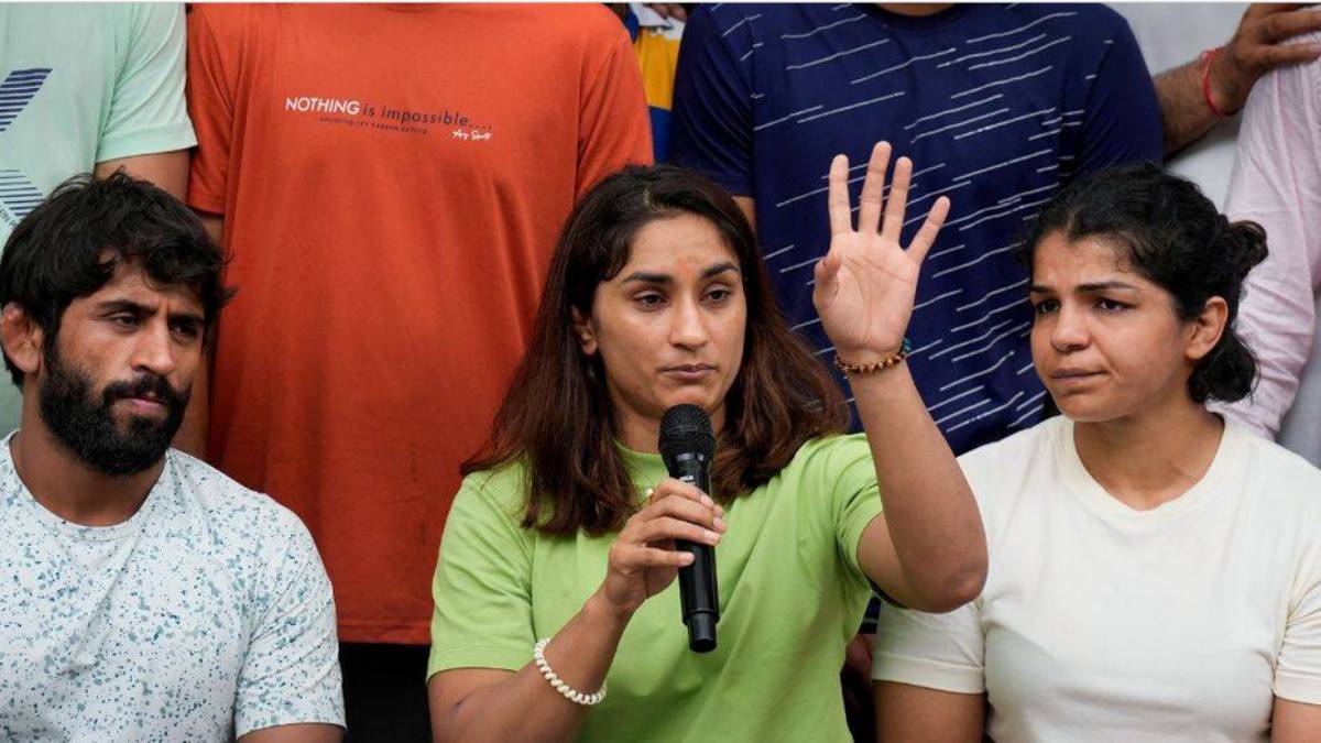 Is there a dictatorship in the country? As asked wrestler Sakshi Malik Is there a dictatorship in the country? As asked wrestler Sakshi Malik