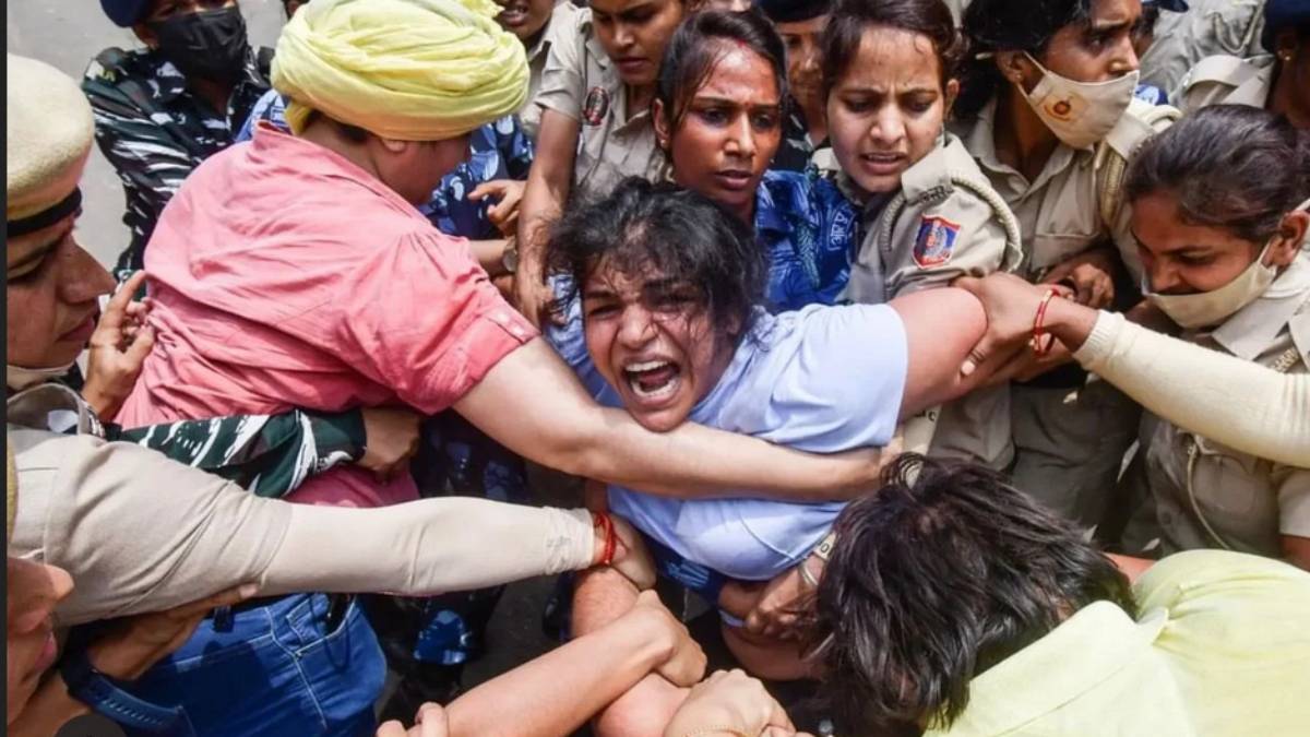 Is there a dictatorship in the country? As asked wrestler Sakshi Malik Is there a dictatorship in the country? As asked wrestler Sakshi Malik