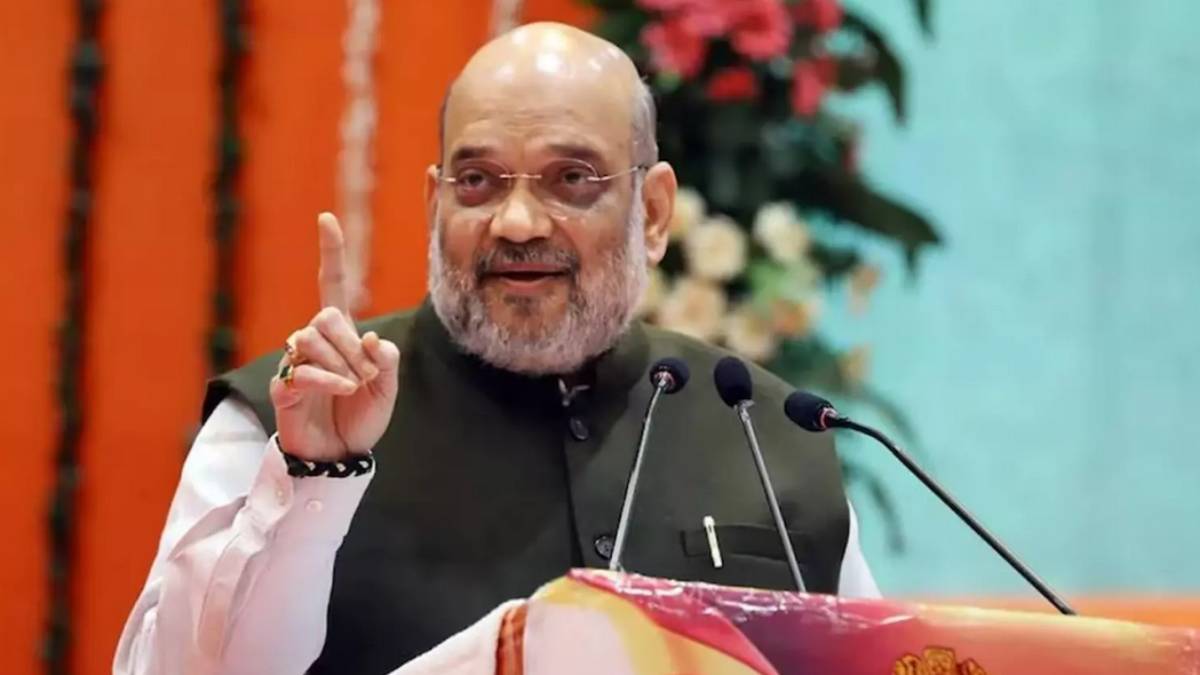 Union Home Minister Amit Shah hold meeting with Governor, CM, Ministers 