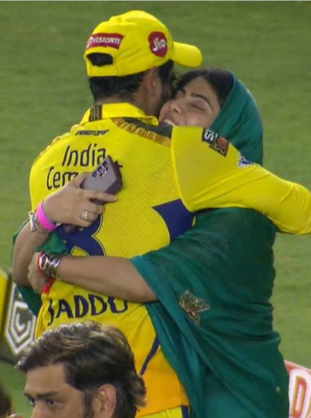 Why BJP supporters are celebrating Jadeja wife after CSK IPL 2023 win against GT T in Final? 