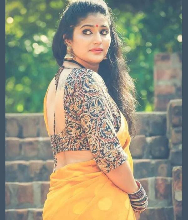 Serial actress Shalini has told why she conducted a divorce photo shoot Serial actress Shalini has told why she conducted a divorce photo shoot