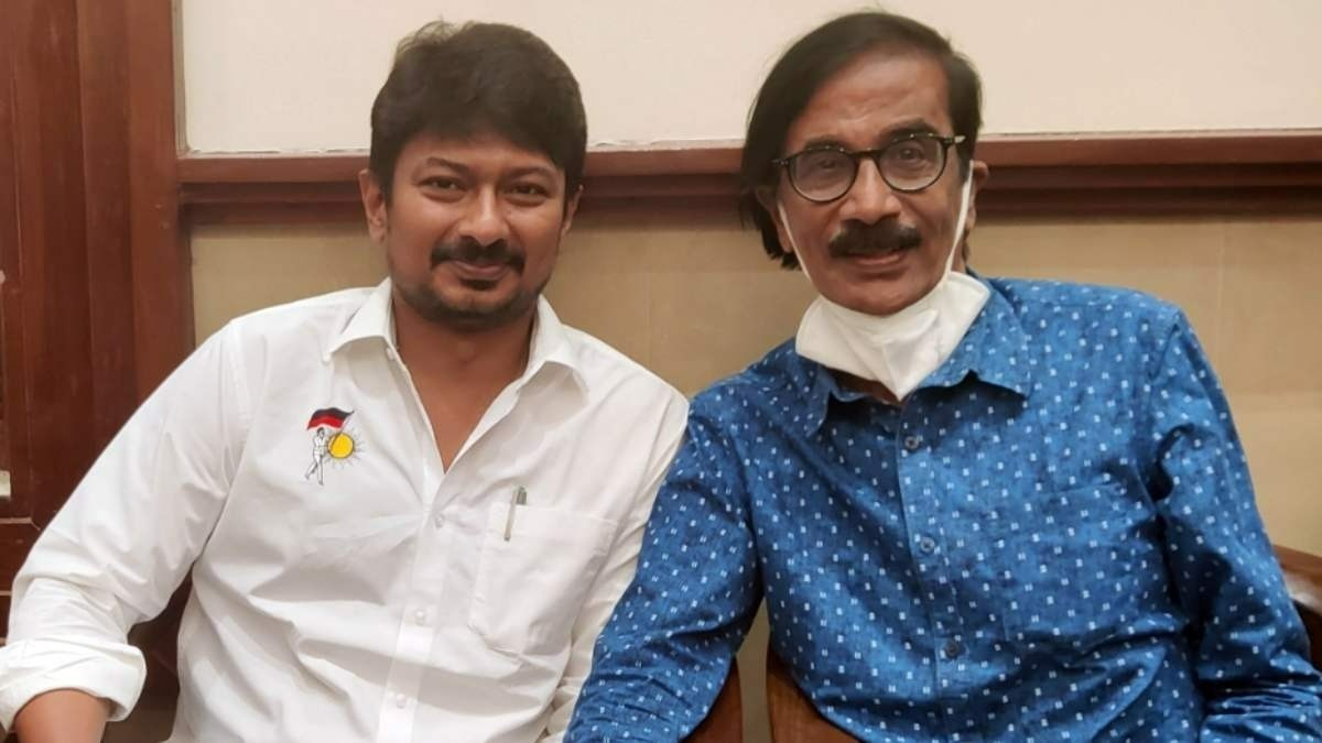 This is the political leader whom actor Mano bala last greeted 