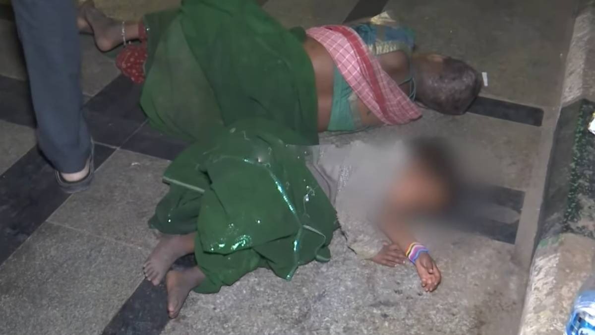 Drunkard woman fainted in Marina Beach with her 2 small kids rescued by police 