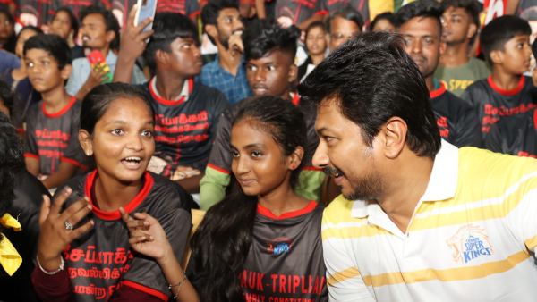  Udhayanidhi Stalin has gone all the way to watch the poor children of his constituency watch Csk match