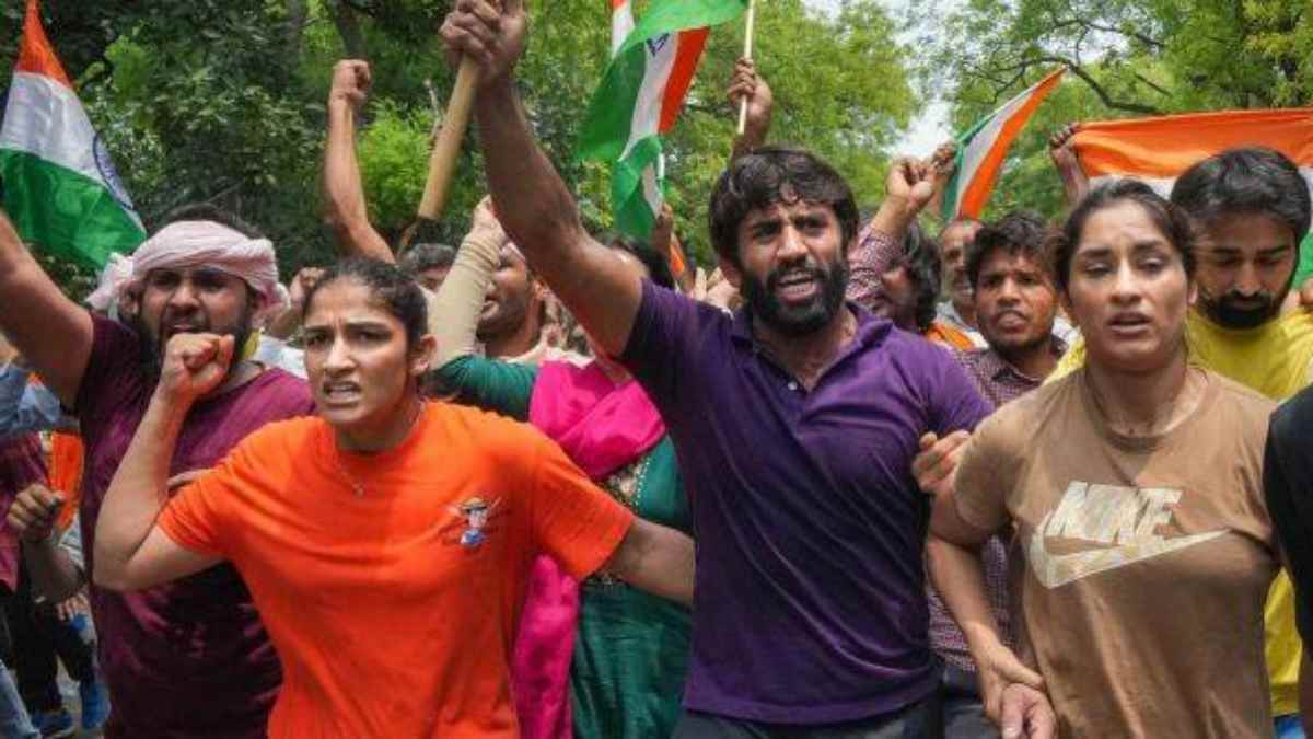 Why we throw Medals to Ganga river, Wrestler Sakshee Malikkh explains and attacks PM and President 