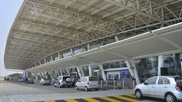 Civil aviation Ministry Give special Permission to Aiadmk GS Edappadi palanisamy in airport Civil aviation Ministry Give special Permission to Aiadmk GS Edappadi palanisamy in airport