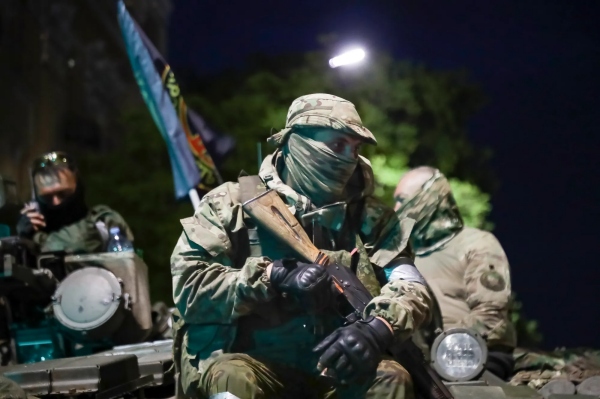 Wagner mercenaries rebelling against Russia have said they will hand over military equipment Wagner mercenaries rebelling against Russia have said they will hand over military equipment