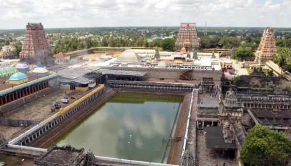 PIL against Government order of Chidambaram Natarajar Temple on the Kanakasabai 