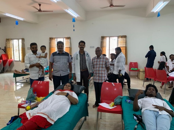 Karma Veerar Kamarajars 121st Birthday blood donation camp in Sivakasi 