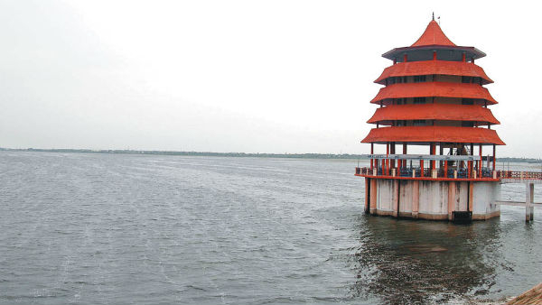 Heavy rain in Chennai, Tiruvallur: Chembarambakkam Lake water increase at 80% of its capacity 