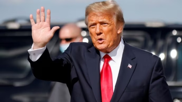 Trump promises food for everyone and leaves without paying Trump promises food for everyone and leaves without paying