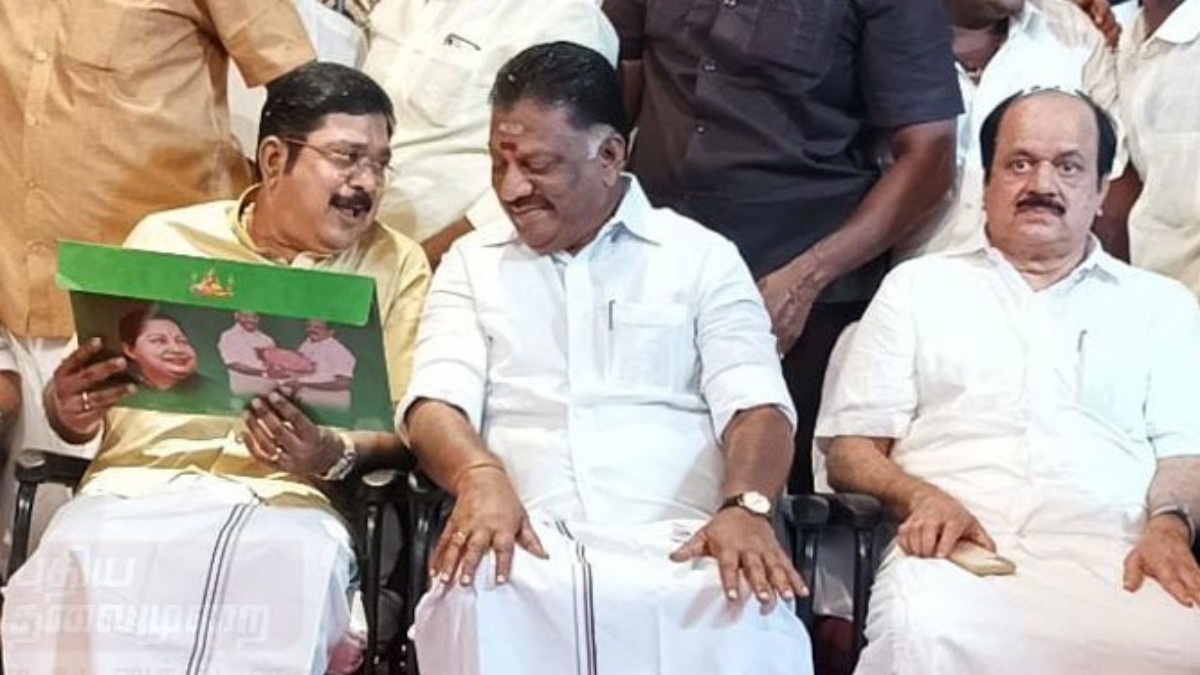 O.Panneerselvam, TTV Dhinakaran attend Vaithilingam son wedding ceremony O.Panneerselvam, TTV Dhinakaran attend Vaithilingam son wedding ceremony