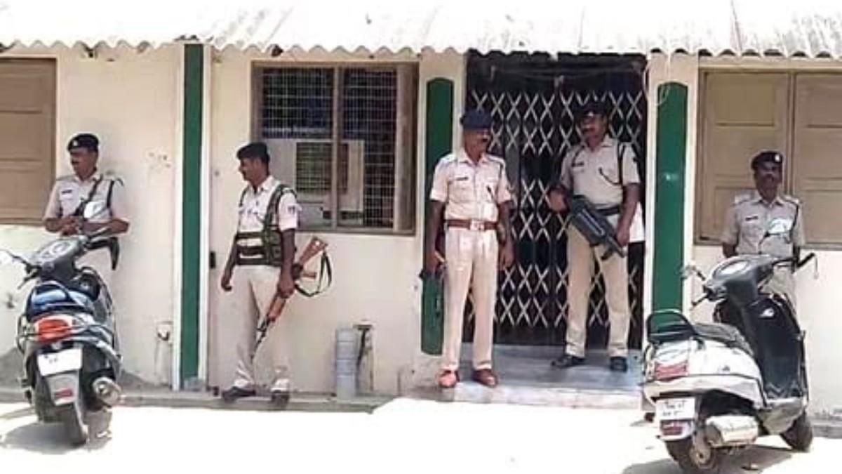 What is happening in the secretariate amid the Enforcement directorate raid at Senthil Balaji premises? 