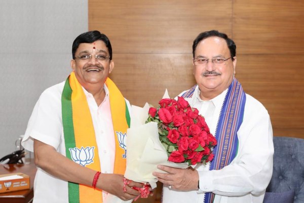 I am a witness for that who jayalalitha worked with in national politics : says ex mp Maitreyan 