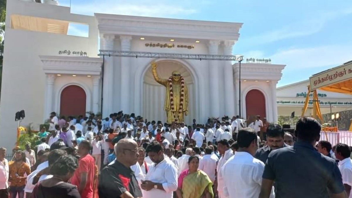CM Stalin unveils karunanidhi statue in salem 
