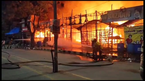 Terrible fire accident in tirupur baniyan market: 50+ shops are completely gutted 