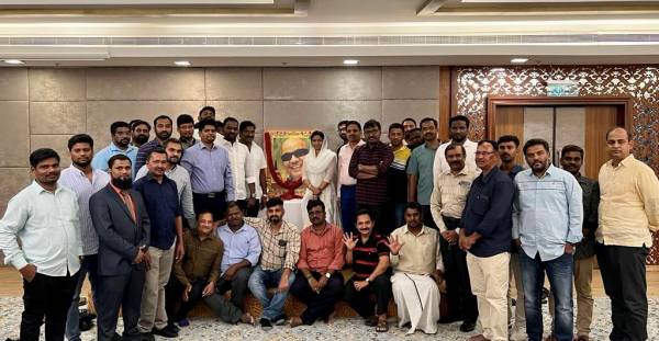 Karunanidhi centenary birthday celebration across the ocean! Tamils paid tribute in Dubai! Karunanidhi centenary birthday celebration across the ocean! Tamils paid tribute in Dubai!