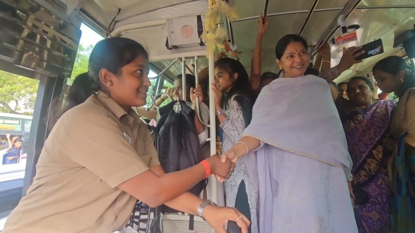 Kanimozhi MP said that she will help female bus driver Sharmila to find another job 