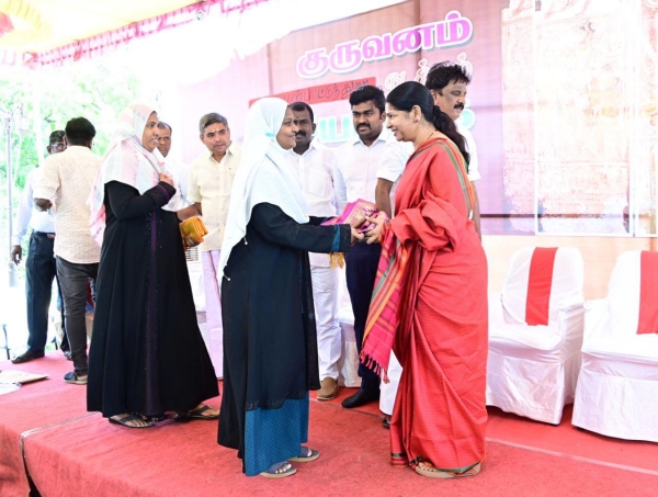 Patience or brave? which one is important for women? college girl asked Kanimozhi Mp 