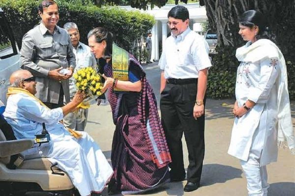 Karunanidhi ruled Tamil nadu politics for over 50 years Karunanidhi ruled Tamil nadu politics for over 50 years