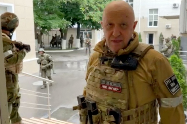  Wagner mercenary Group is Inside Army HQ, Controls Citys Military