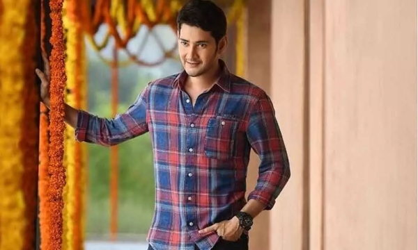 Do you know what is the rate of the car which Actor Mahesh Babu holds? 