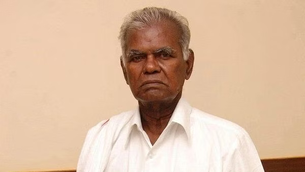 Nallakannu started the MDMKs signature drive to remove the governor 