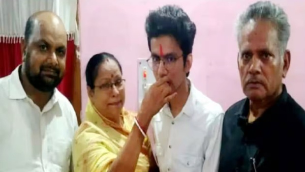  Rs.1.8 crores per annum salary for Bihar student Abishek Kumar 