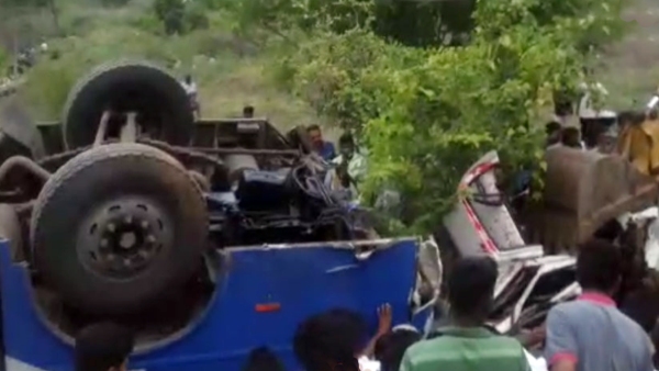5 died in a road accident near Manapparai 
