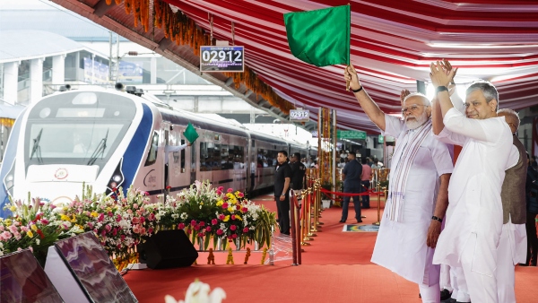  Why PM Modi doesnt miss not even single Vande Bharat train flagging off