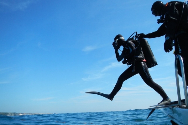 How to experience Scuba diving in Tamilnadu? 