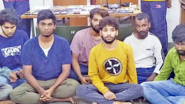 Coimbatore police arrested 7 people for cheating by sending hot pictures of beautiful girls