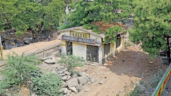 Do you know the reason why trains are not running in Chennai Anna Nagar West and padi area? 