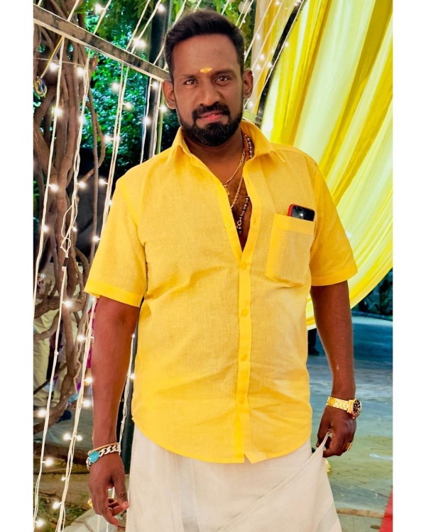Robo Shankardaughter in anger post posted in Dont insult anyone without knowing the truth