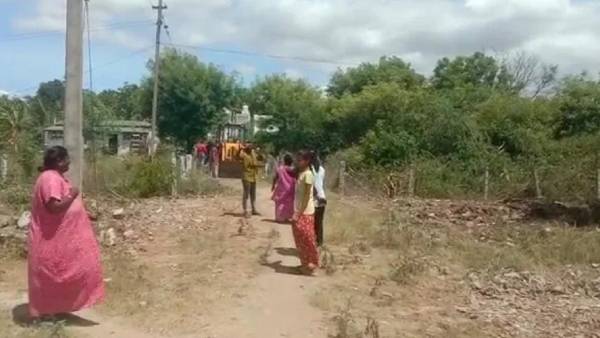 Did dmk councillor attack dmk women cadre and what happened in coimbatore