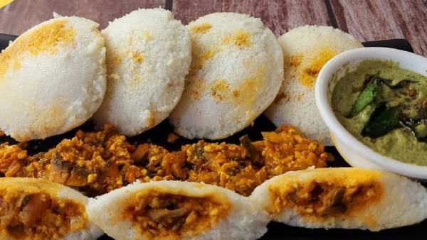 Do you know how to do stuffed panneer gravy Idly?