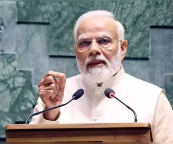 Is union government planning to extent the retirement age for the CBSE school staffs? 