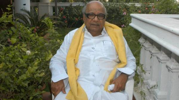  Flash Back: I know my height- Karunanidhi declined PM Post