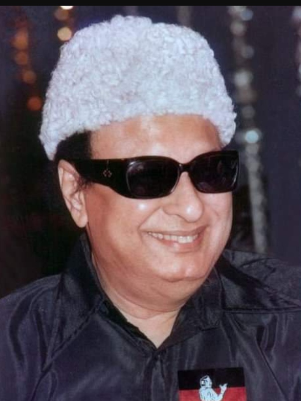  Good qualities and the famous actress Sarojadevi talks about the characteristics of MGR 19-06-23