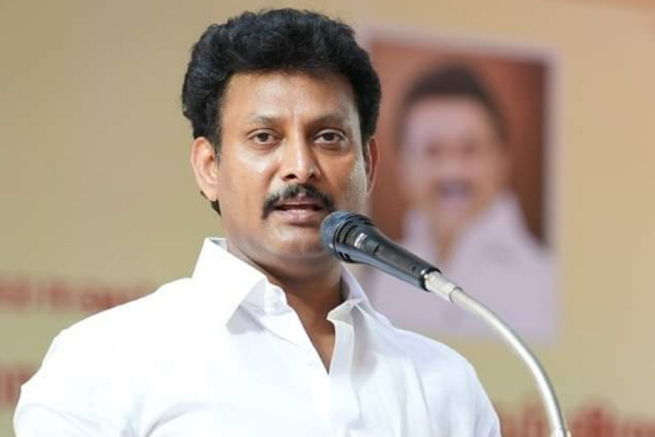 Minister Udayanidhi Stalin, who made a surprise visit to school in Trichy 