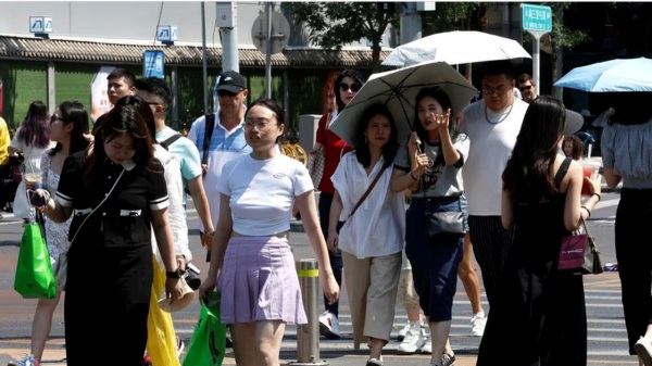  China capital Beijing get red alert as temperature is continuously raising