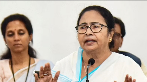 If this dictatorial govt returns, there will be no polls in future, Mamata Banerjee attacks BJP at Opposition meet 