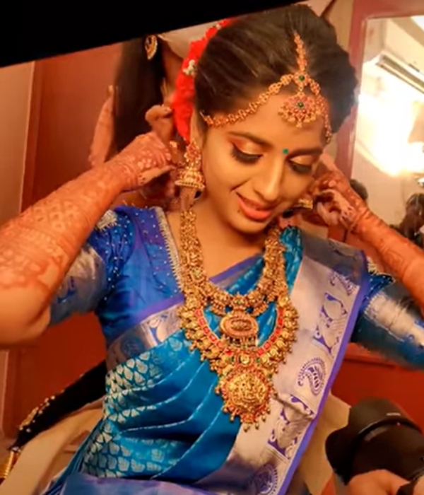 Do you know who is Ethirneechal Adhirai? Is this celebrity the real husband 