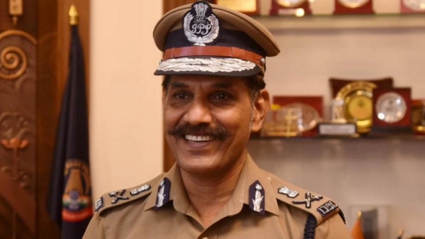 Madras High Court disapproves of DGP Sylendra Babu over salary arrears of police inspector Madras High Court disapproves of DGP Sylendra Babu over salary arrears of police inspector