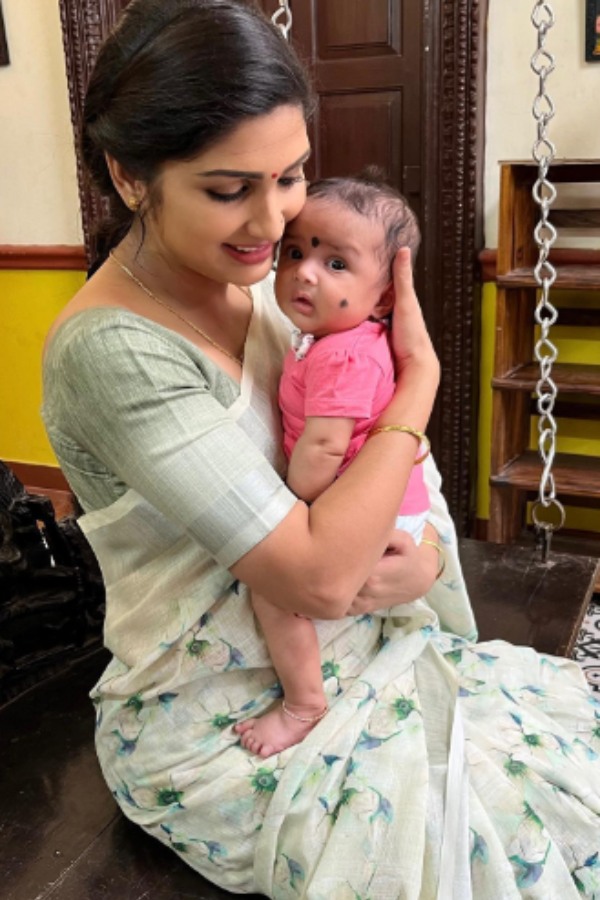 Divya Shridhar recent post about her daughter 