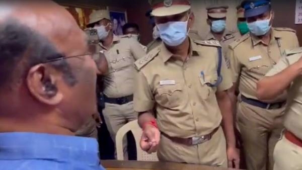 What happened when the police came to Jayakumars house? 