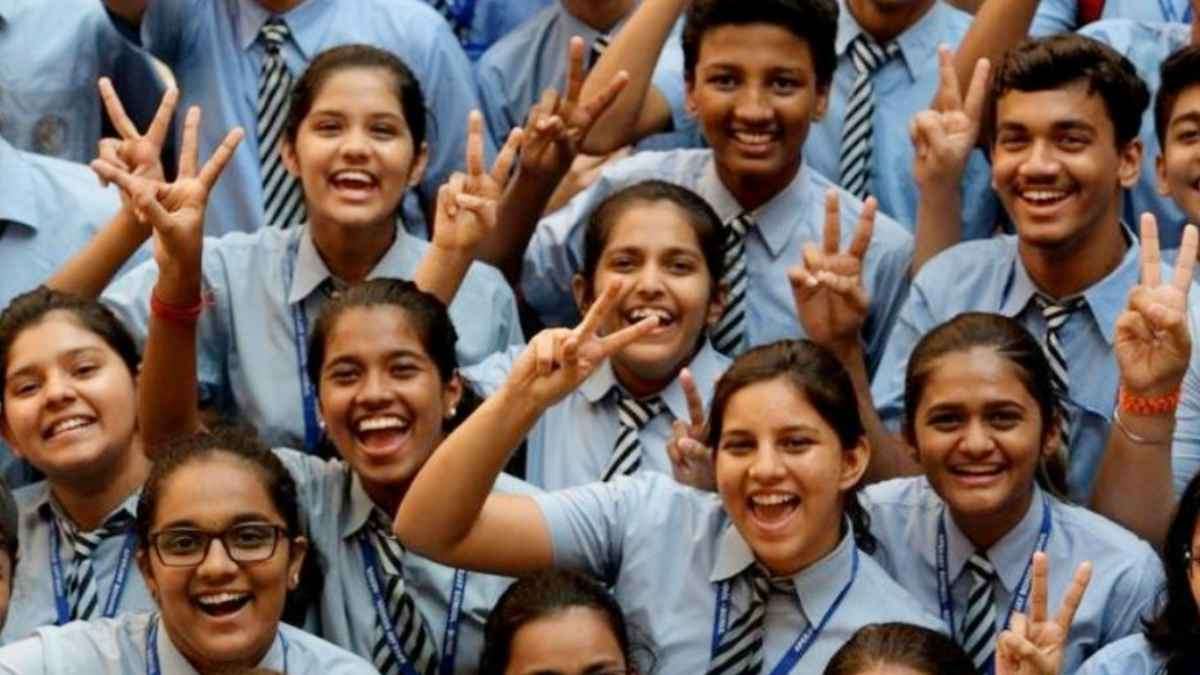  Tamil Nadu government removes Playing cards sums subject in 10th Maths Book