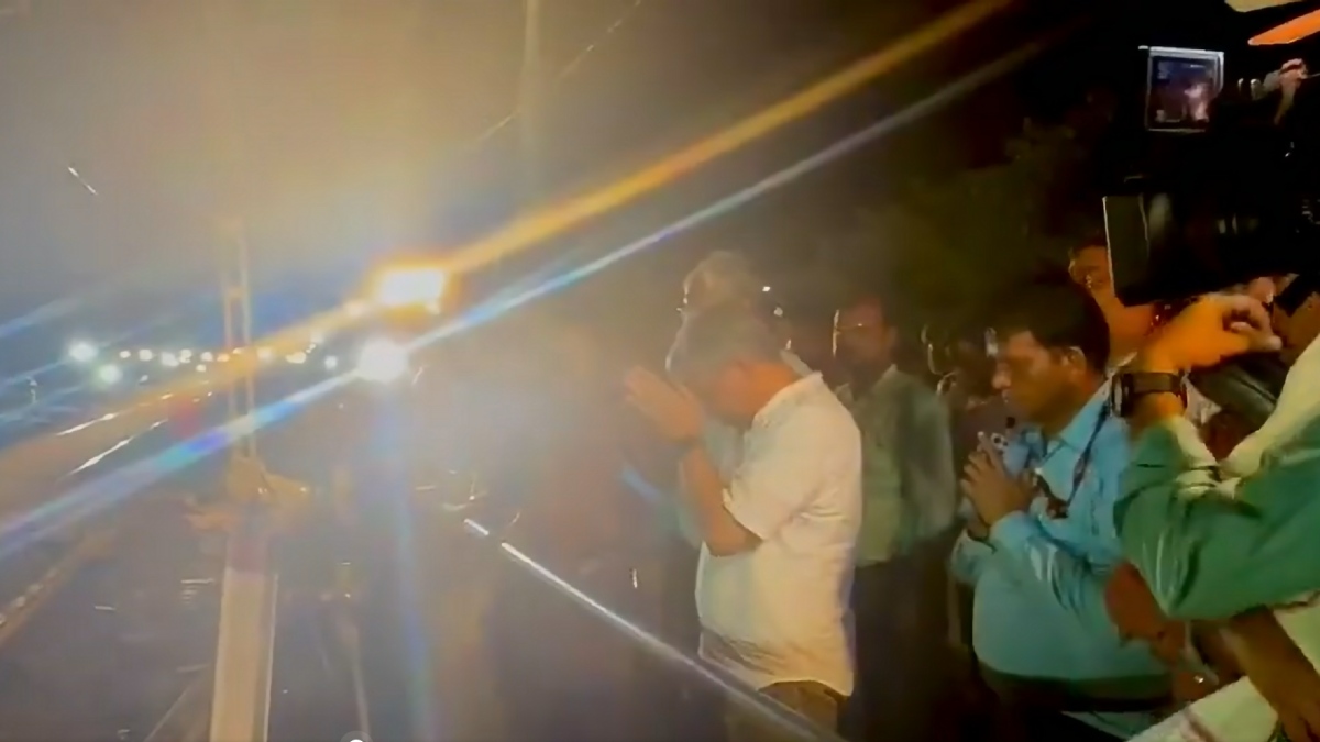 Odisha train accident train movement started as Down-line restoration complete 